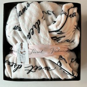 Victoria Secret Fluffy Robe